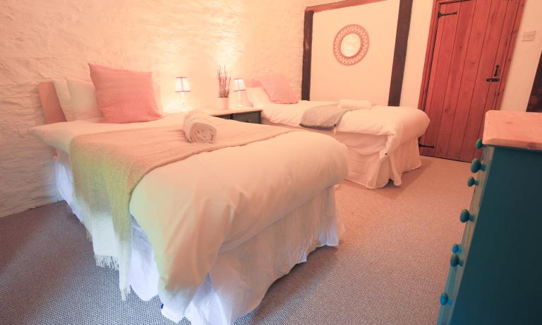 Kiri Bedroom 3